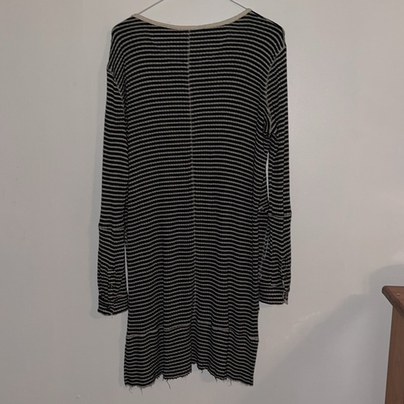 🌹WE THE FREE DRIPPY LONG HENLEY TOP - Picture 4 of 4